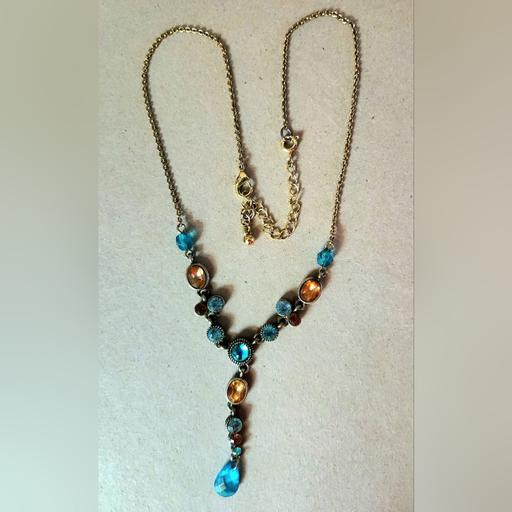 Avon Signed Vintage Lariat Drop Dangle Necklace
